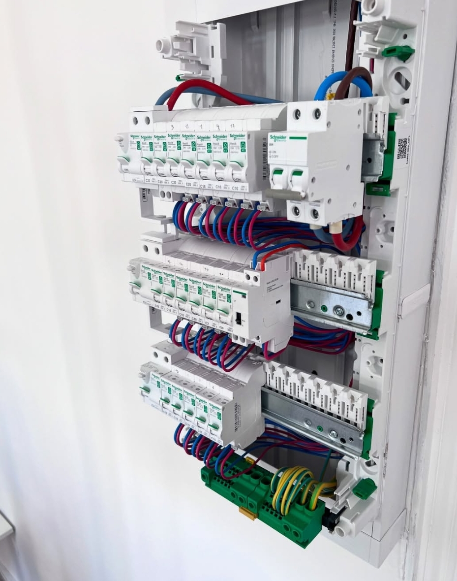 Rénovation système électrique appartement ancien Lens